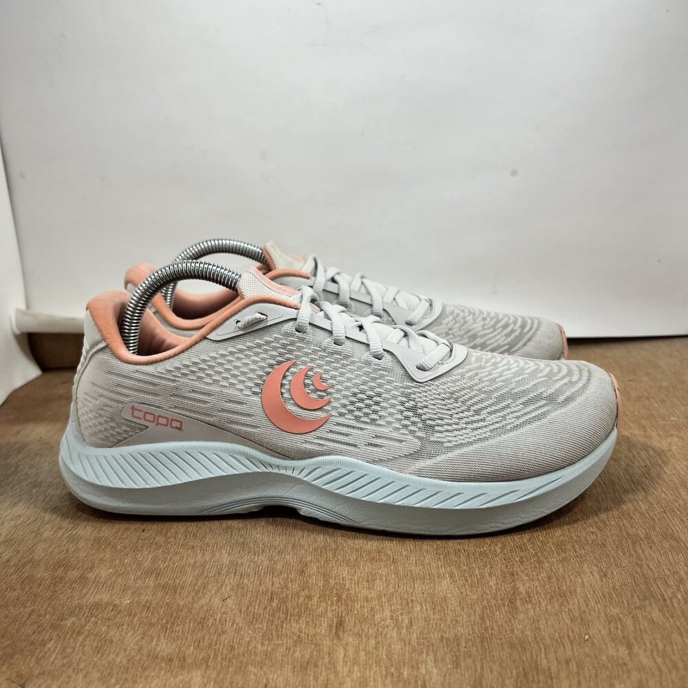 Topo Athletic Women’s Lightweight Running Shoes - Pale Gray with Coral